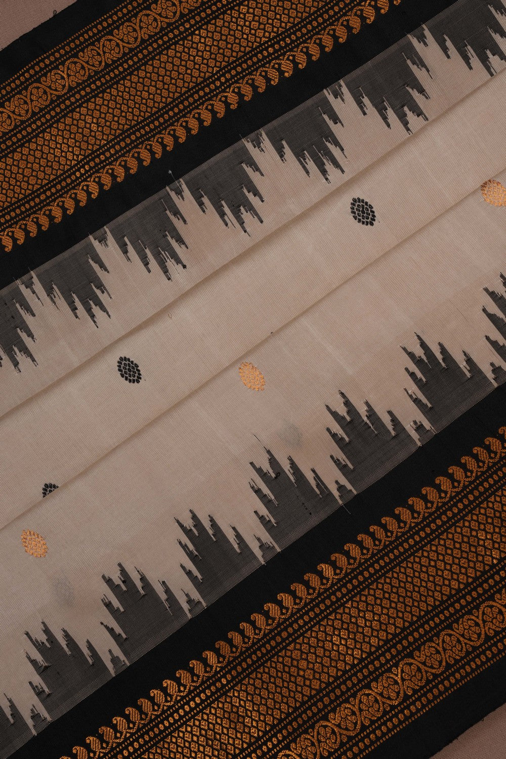 Image of Gadwal Silk Off-White Saree